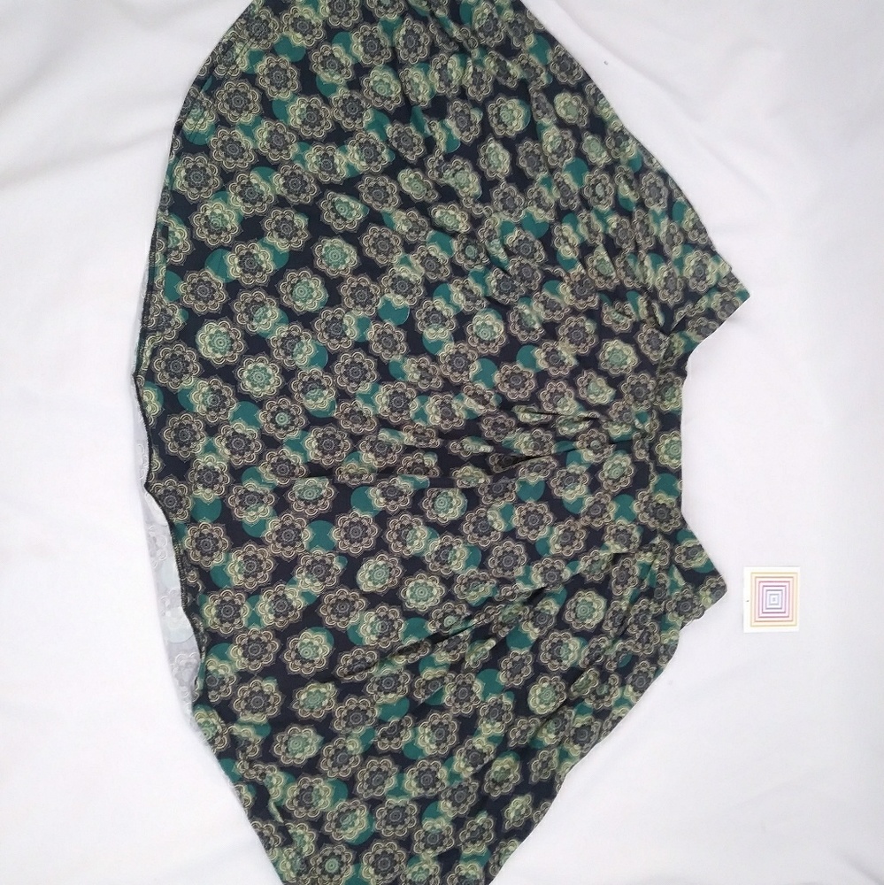 Green Mandala Lularoe Skirt 2x - Picture 2 of 8